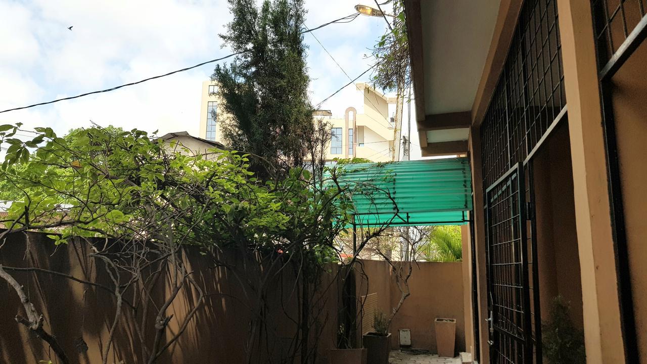 Appartements Chez Leo 布拉柴维尔 外观 照片